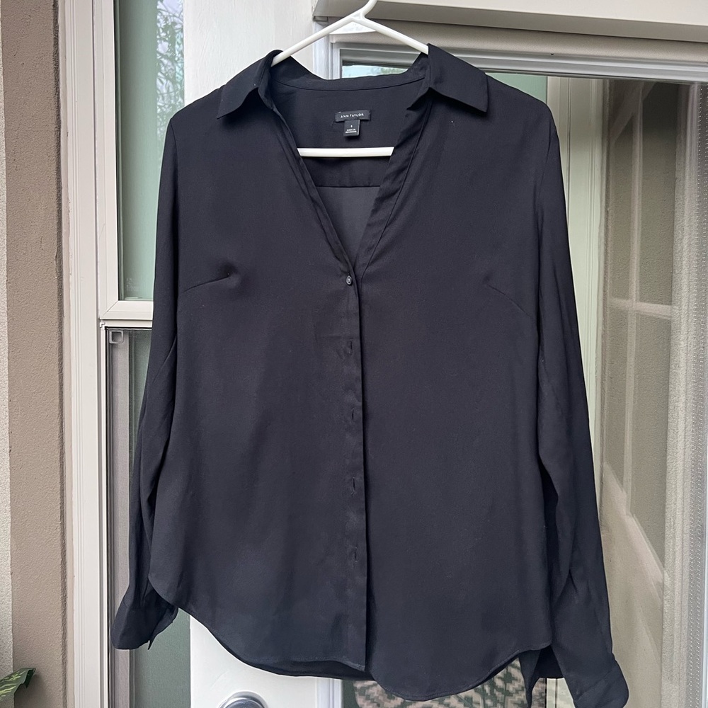 Ann Taylor Black Long Sleeve Blouse - Size Small